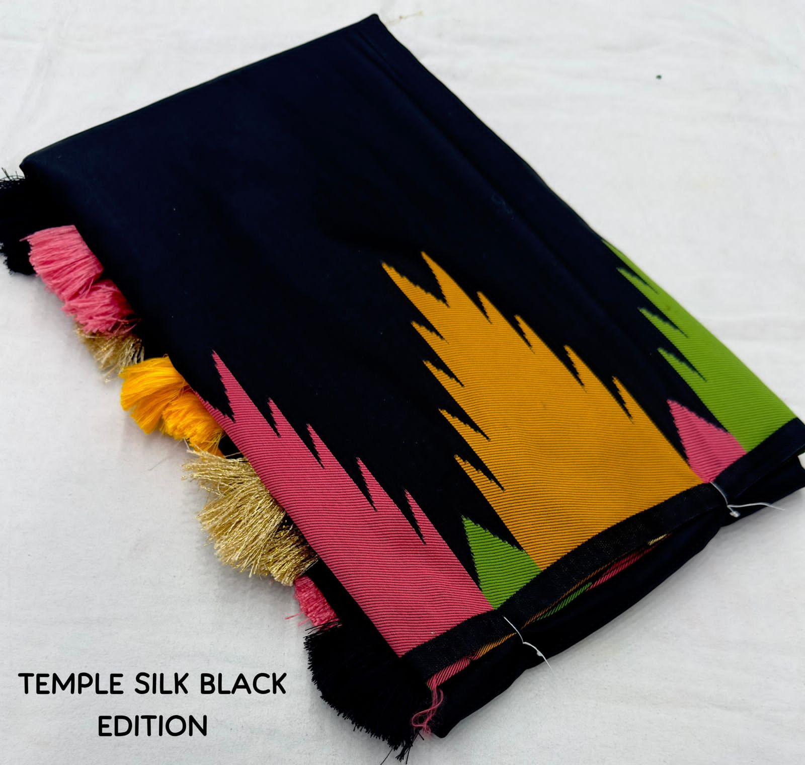 soft silk tassels Saree