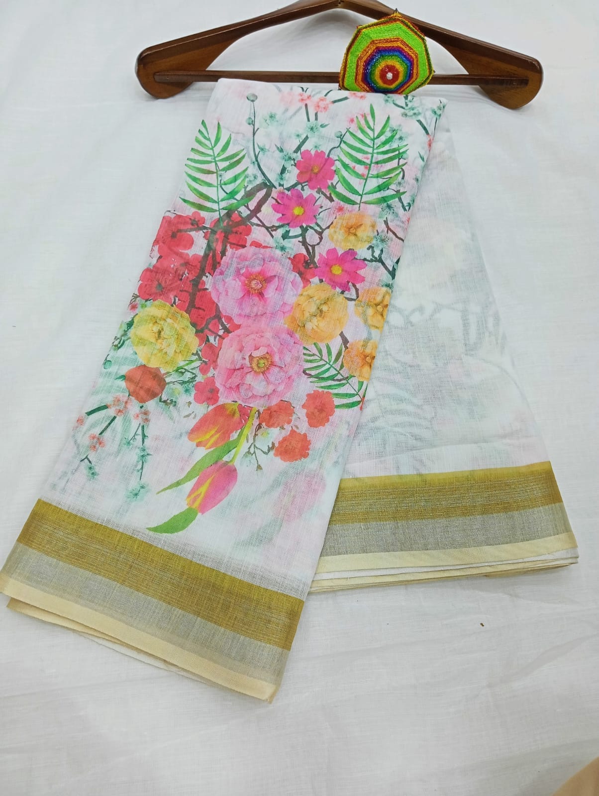 Fancy Cotton Linen Saree with Superb Digital Print and Digital Print Blouse